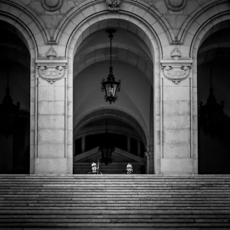 Style And Comfort In Downtown Lisbon-2